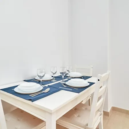 Tara Blanca Malaga