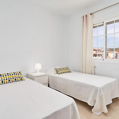 Tara Blanca Malaga